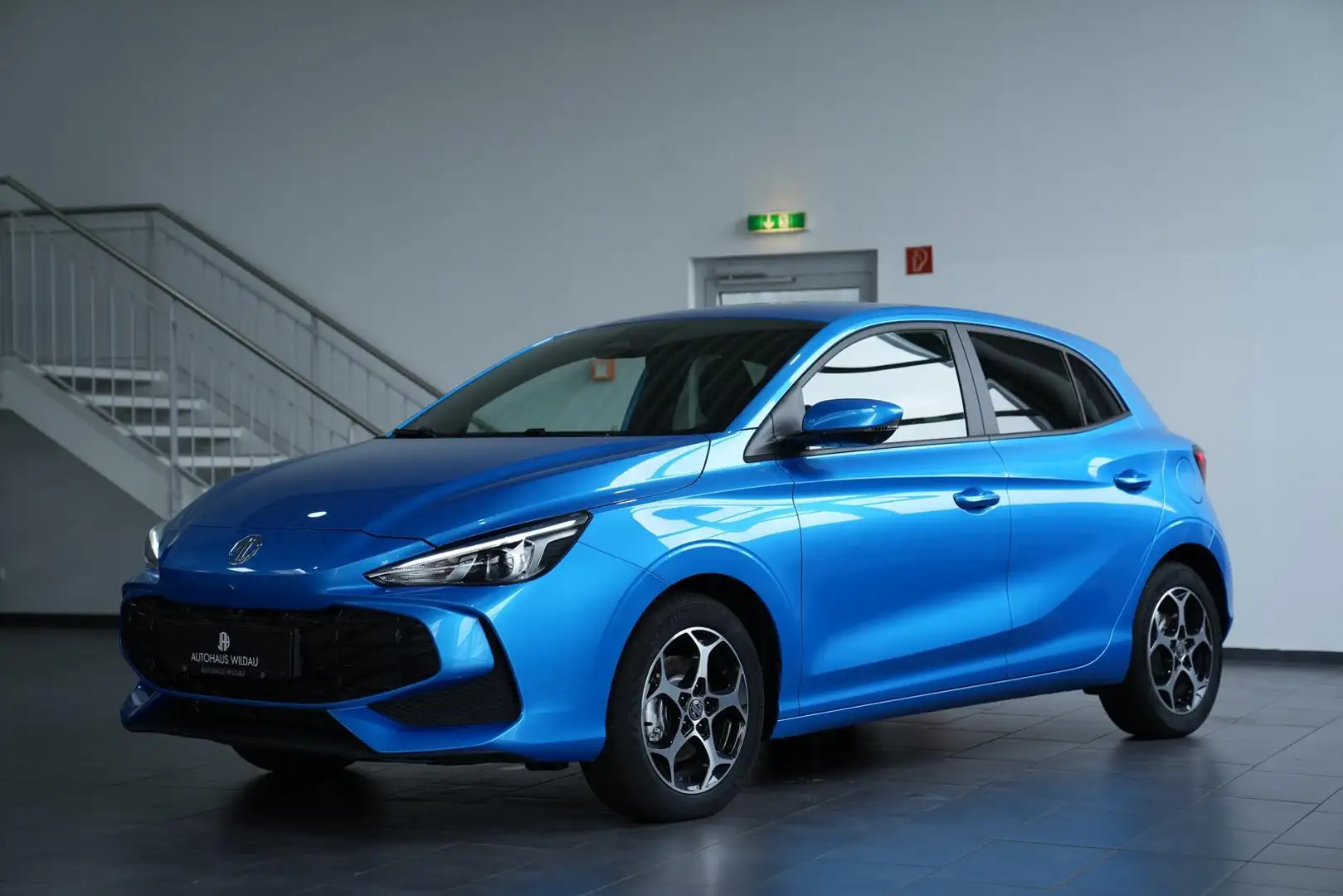 MG 3 1.5 Hybrid+ 143kW Luxury *AUTOMATIK*LED*NAV*360° Синій - 1