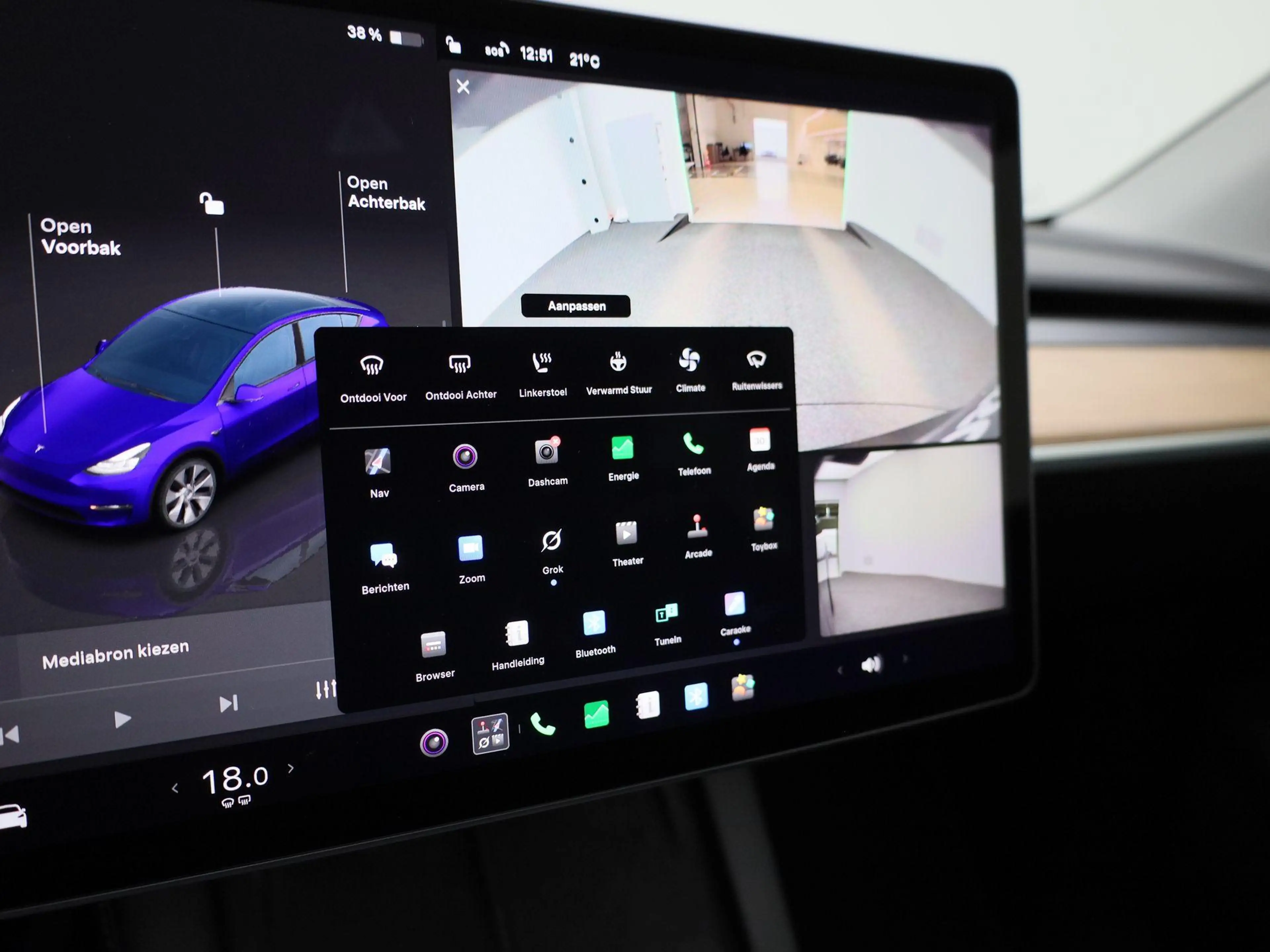 Tesla Model Y Long Range Dual Motor AWD — photo 21