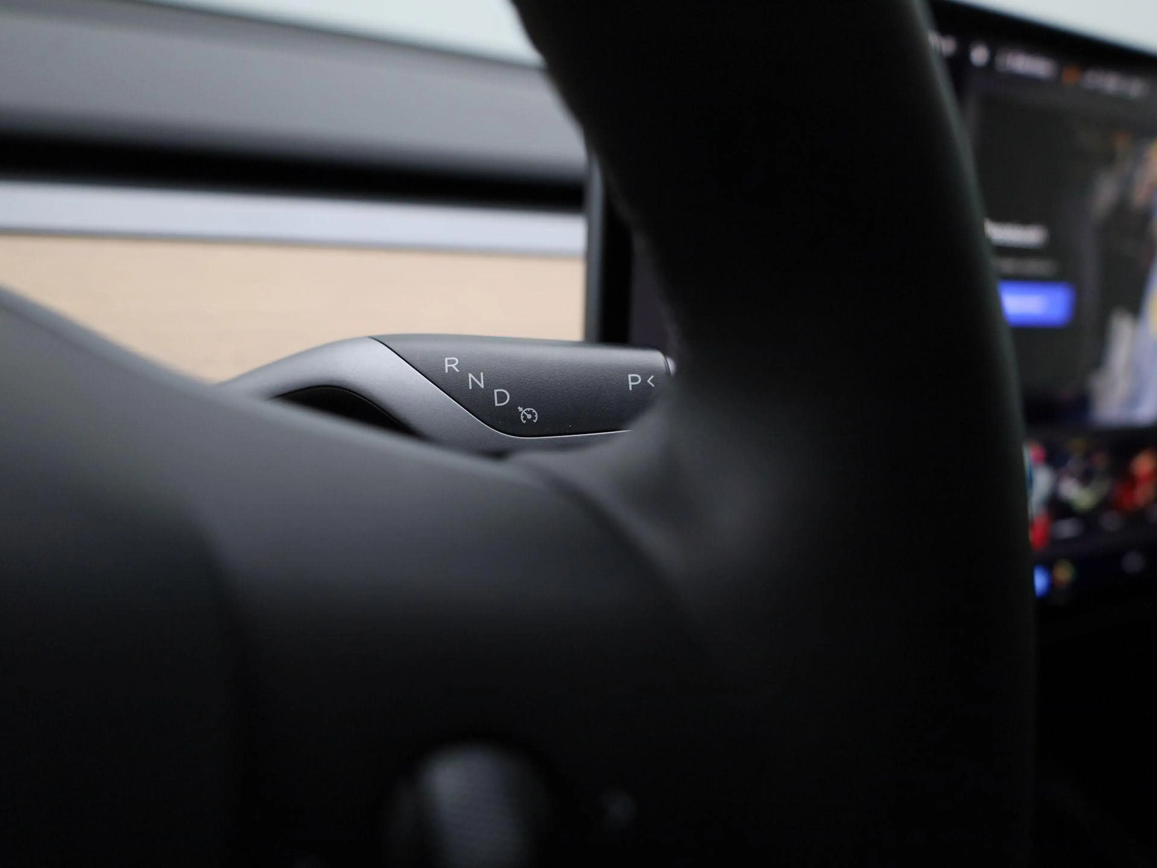 Tesla Model Y Long Range Dual Motor AWD — photo 27
