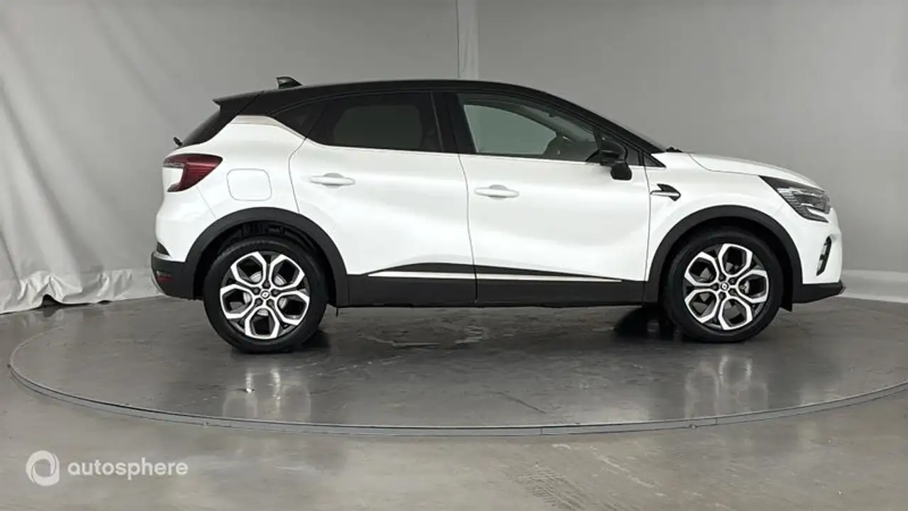 Renault Captur — photo 4