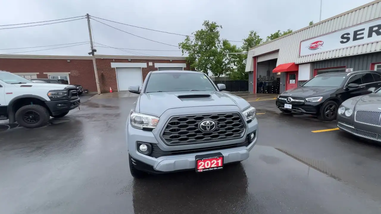 Toyota Tacoma снимка Toyota Tacoma