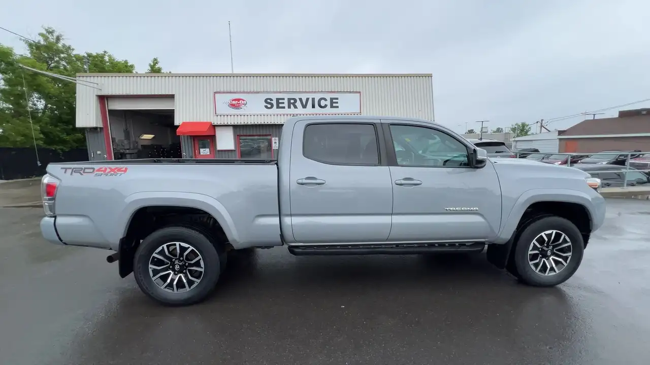 Toyota Tacoma снимка Toyota Tacoma