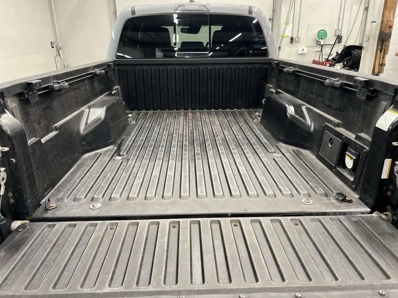 Toyota Tacoma снимка Toyota Tacoma