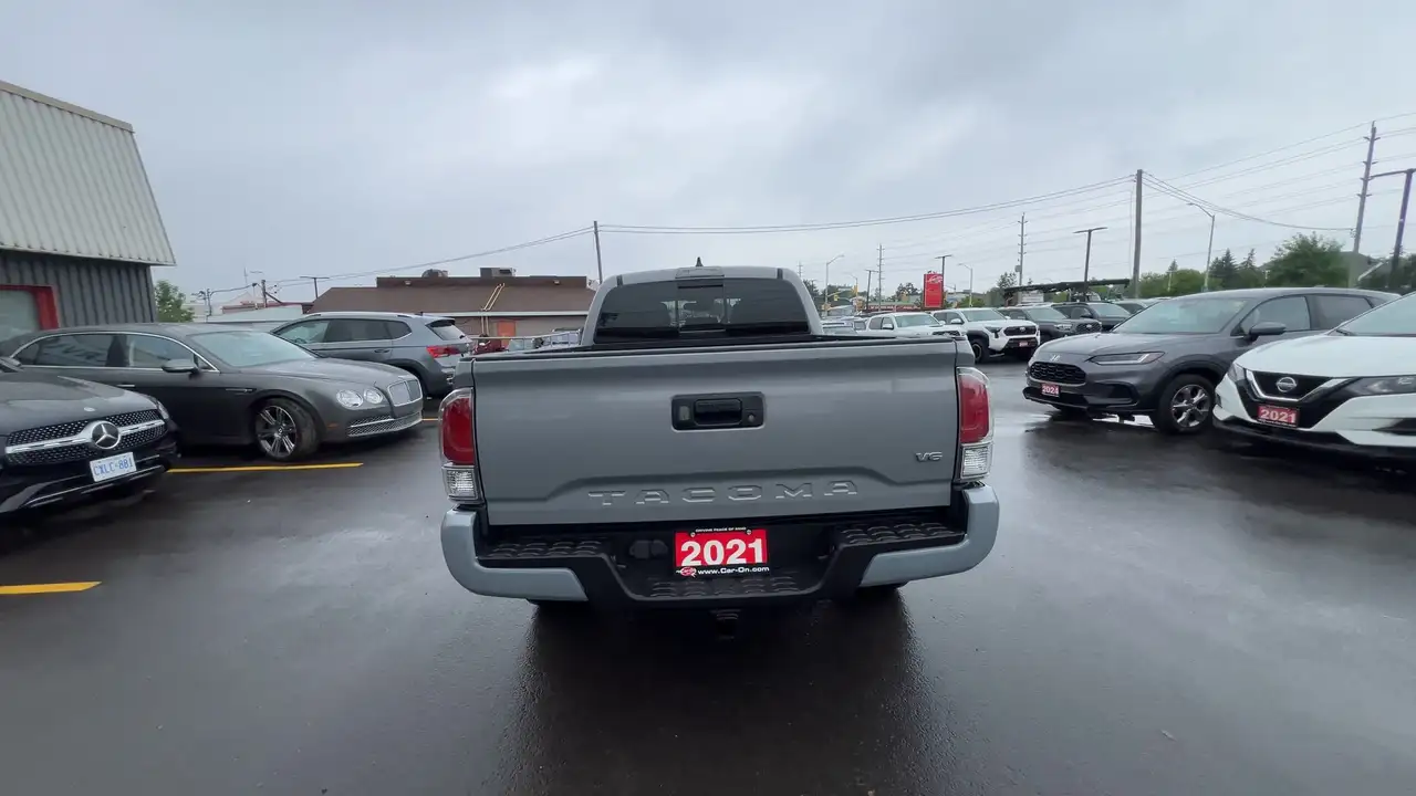 Toyota Tacoma снимка Toyota Tacoma