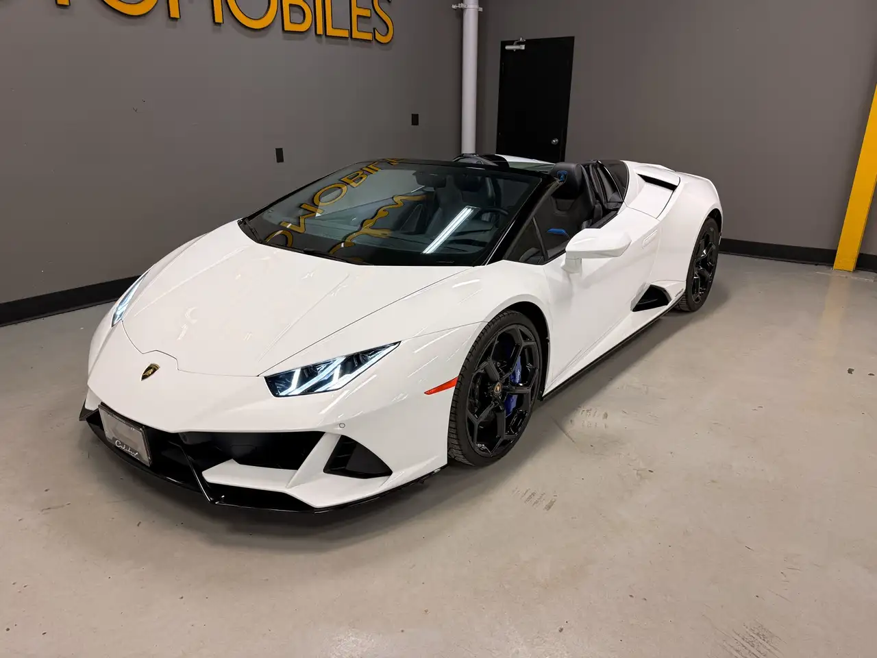 Lamborghini Huracán снимка Lamborghini Huracán
