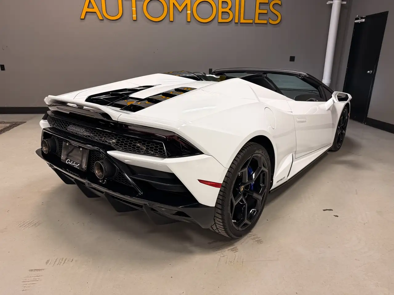 Lamborghini Huracán снимка Lamborghini Huracán