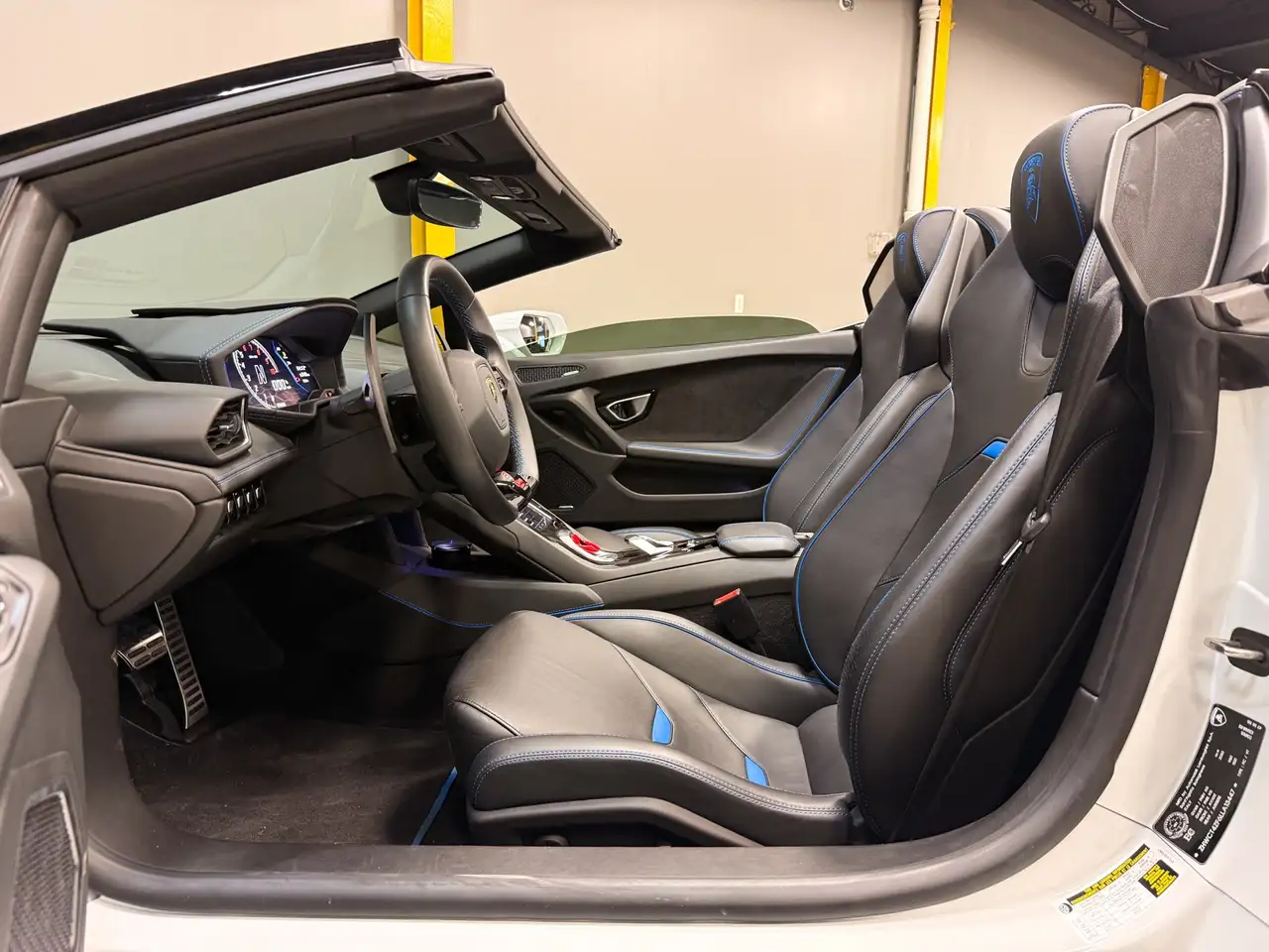 Lamborghini Huracán снимка Lamborghini Huracán