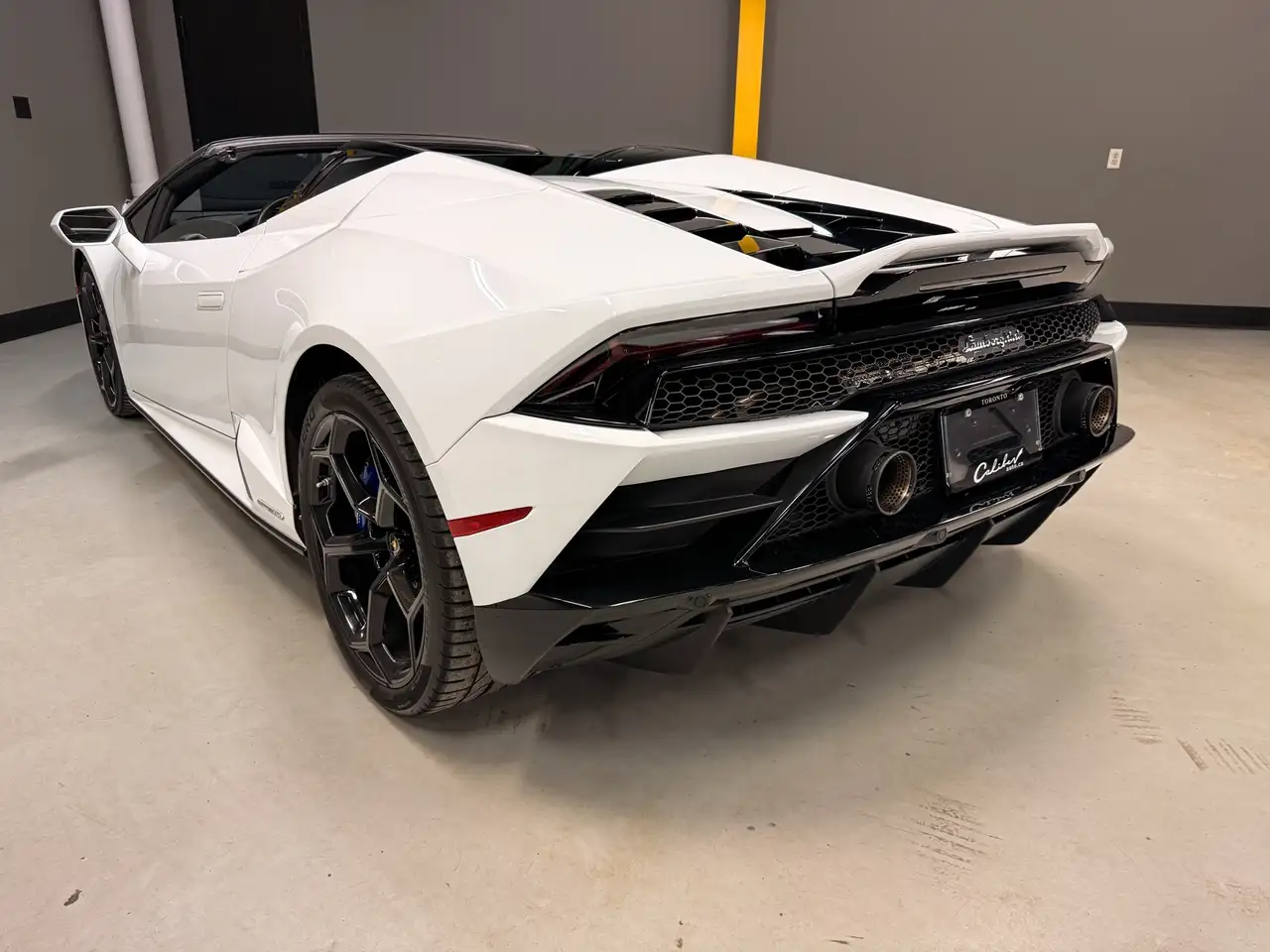 Lamborghini Huracán снимка Lamborghini Huracán