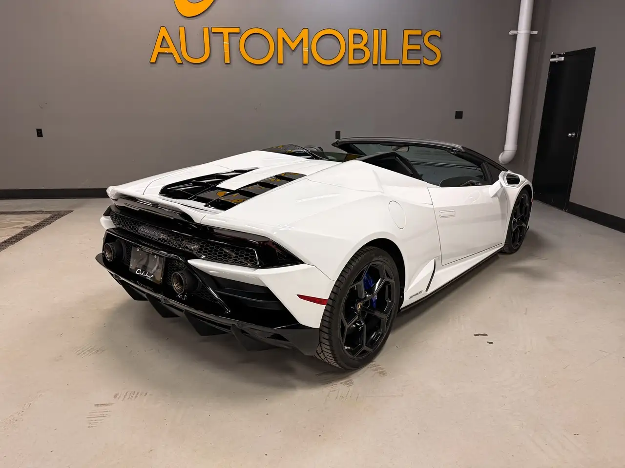 Lamborghini Huracán снимка Lamborghini Huracán