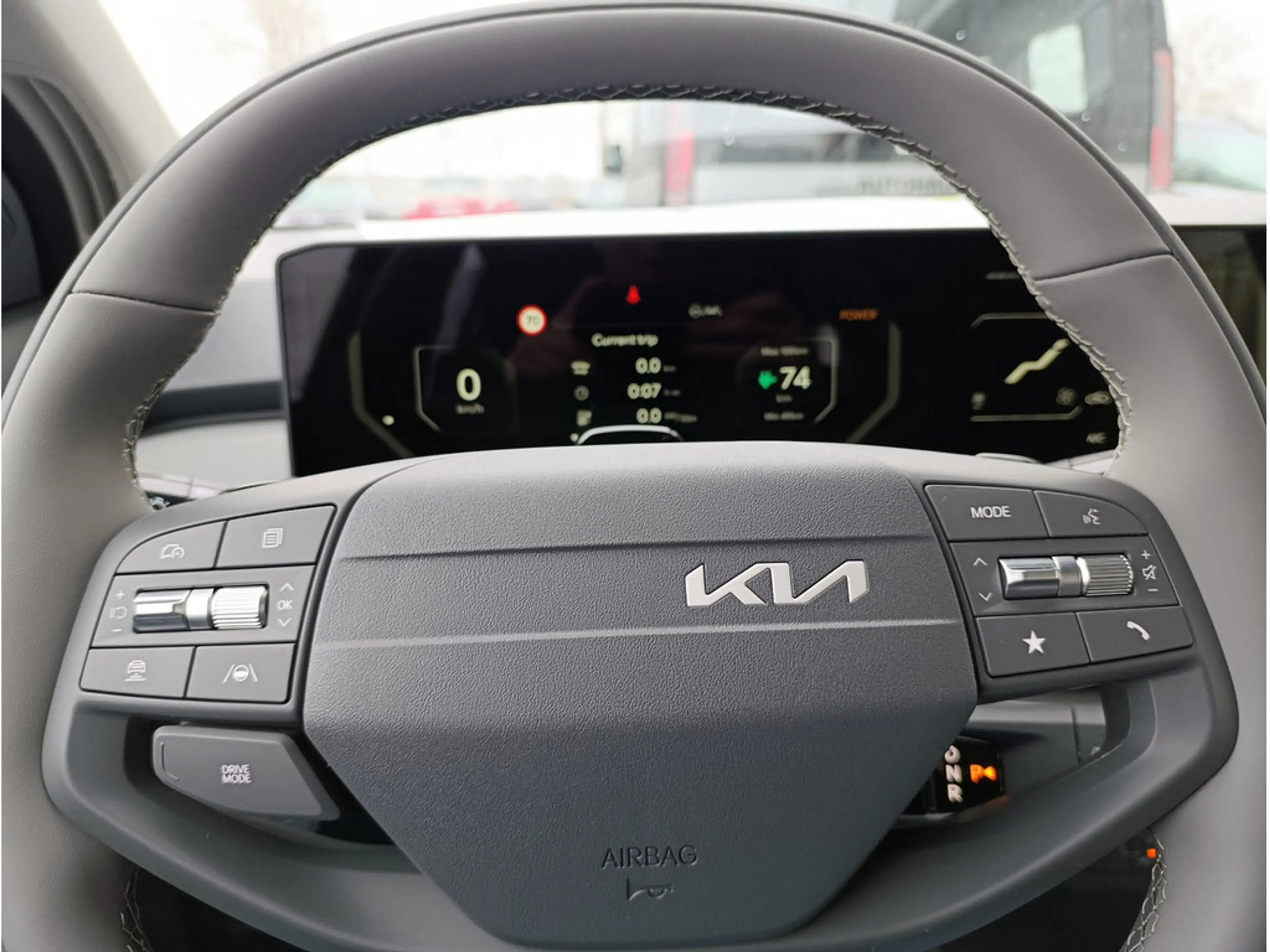 Kia EV3 Air 81,4 kWh Winter-Paket — photo 9