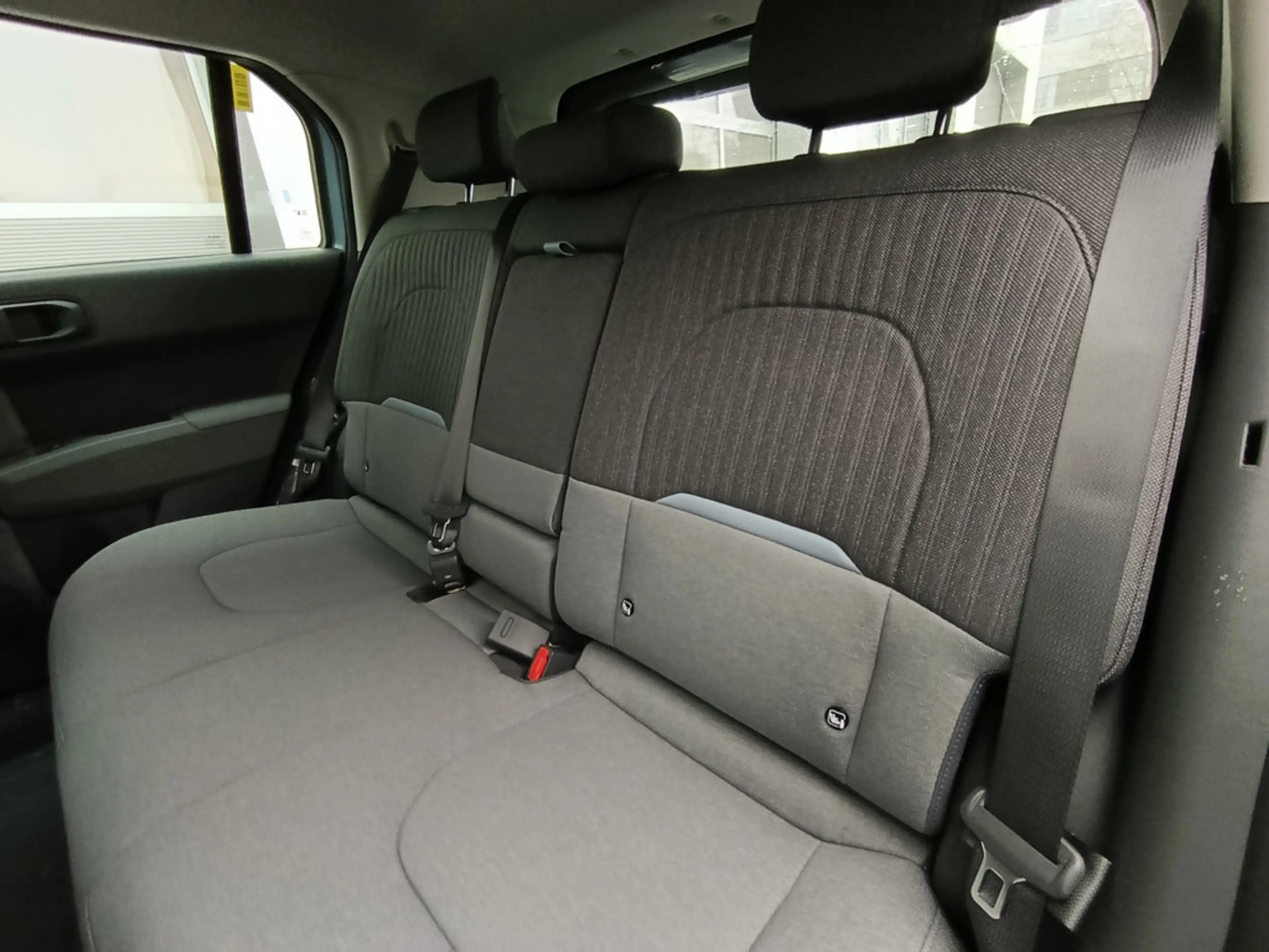 Kia EV3 Air 81,4 kWh Winter-Paket — photo 8