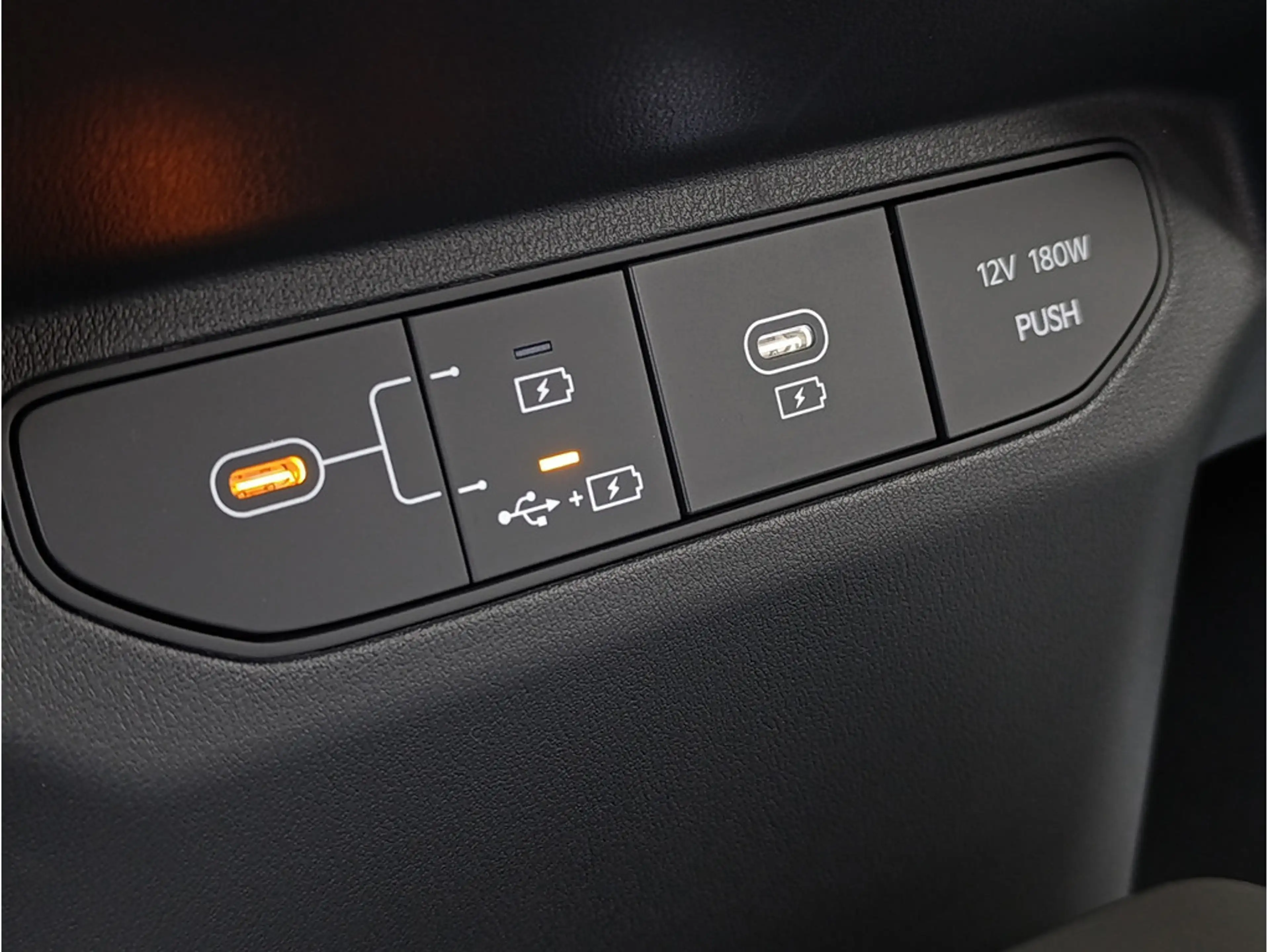 Kia EV3 Air 81,4 kWh Winter-Paket — photo 13