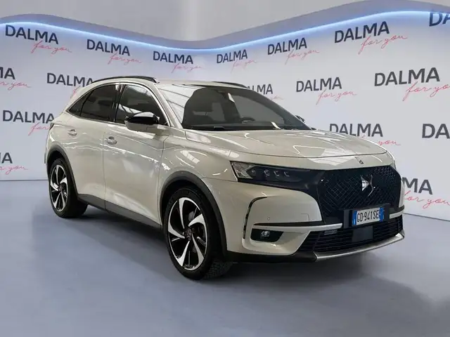 DS Automobiles DS 7 Crossback view 7