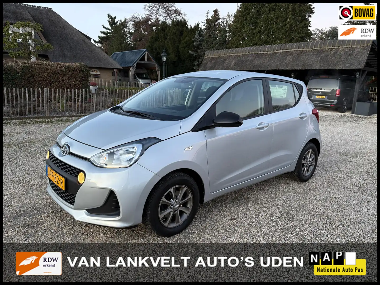 Hyundai i10 1.2i 87pk Premium Automaat Stoelverwarming, Apple Grau - 1