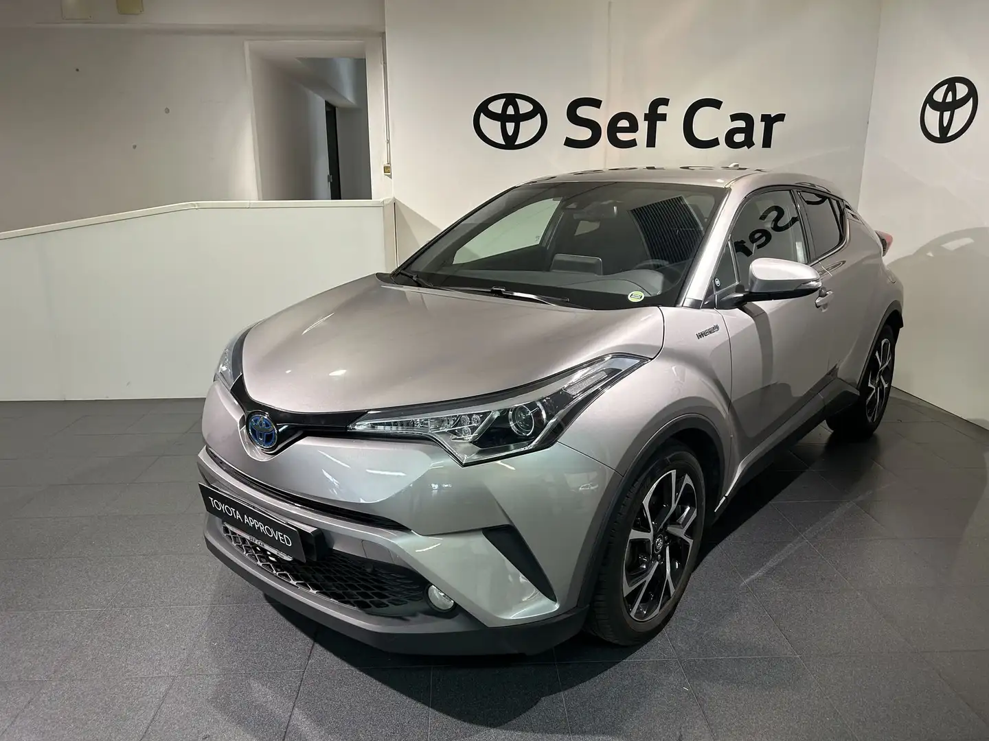 Toyota C-HR 1.8 Hybrid E-CVT Trend AREA C FREE + NAVIGATORE Argento - 1