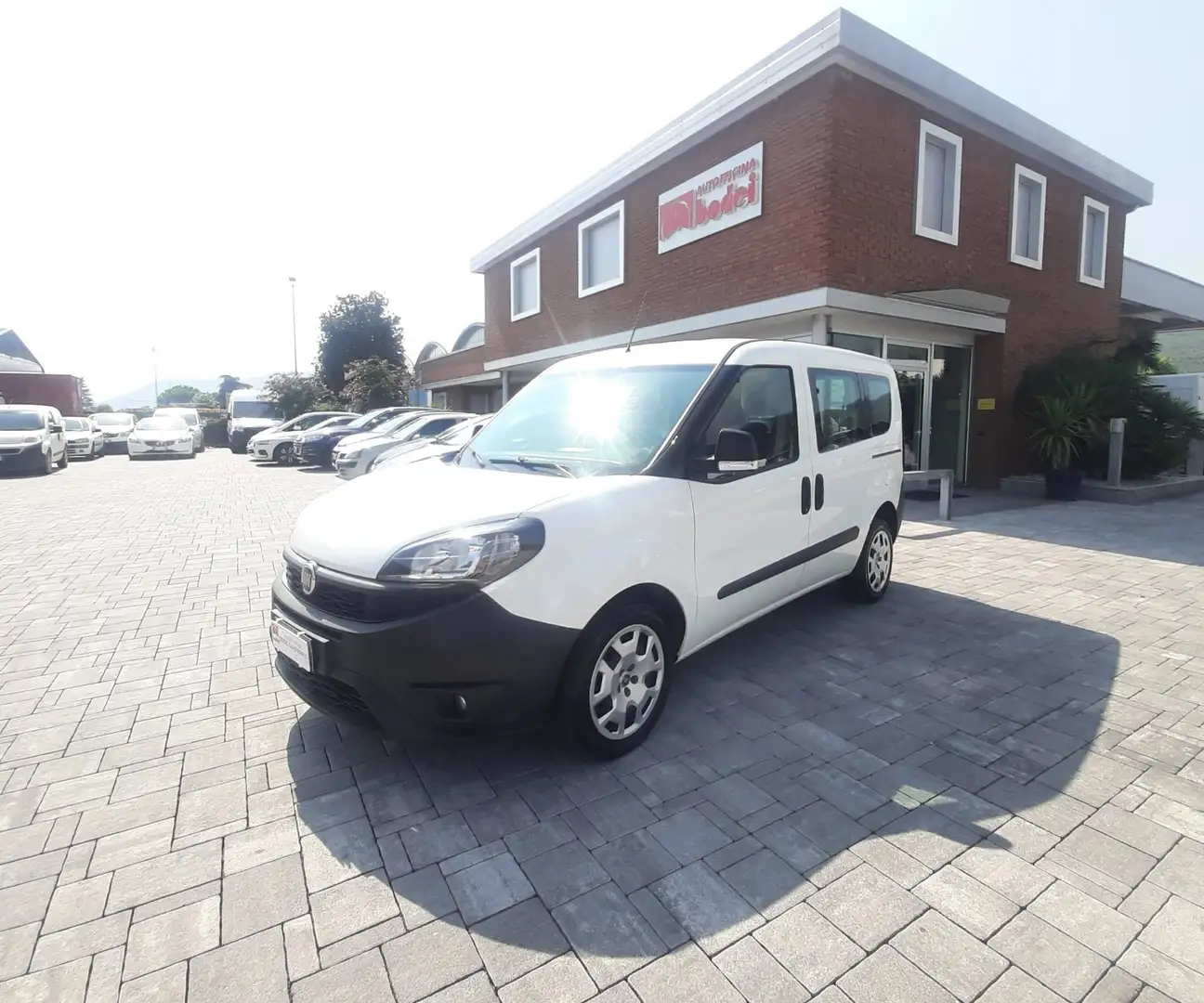 Fiat Doblo EASY 1.3 95CV N1 CARGO MJET COMBI Blanc - 1