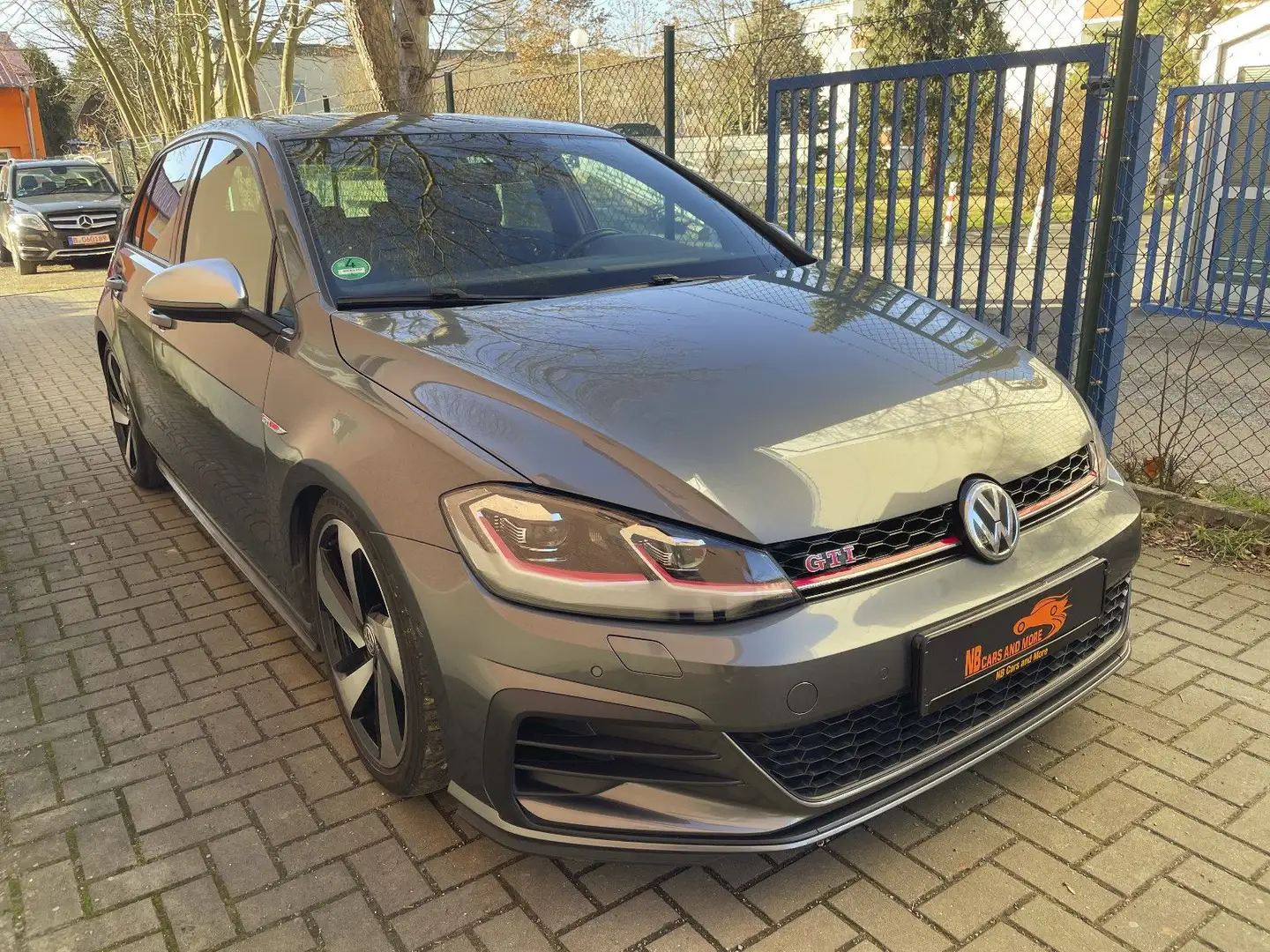 Volkswagen Golf GTI Performance BMT, Digitaltacho, Schalter!!!! Gris - 1