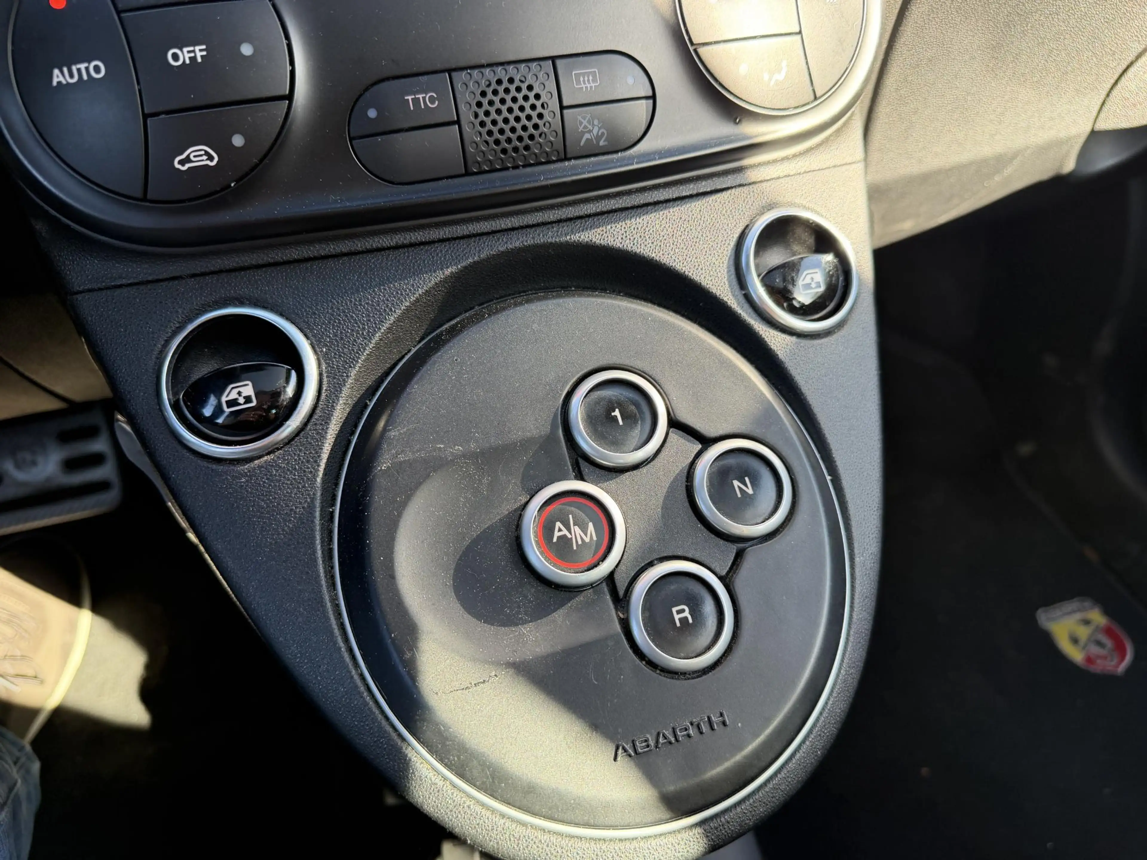 Fiat 500 Abarth 1.4 T-Jet Turismo | Panoramadak | Camera | Beats A — photo 18