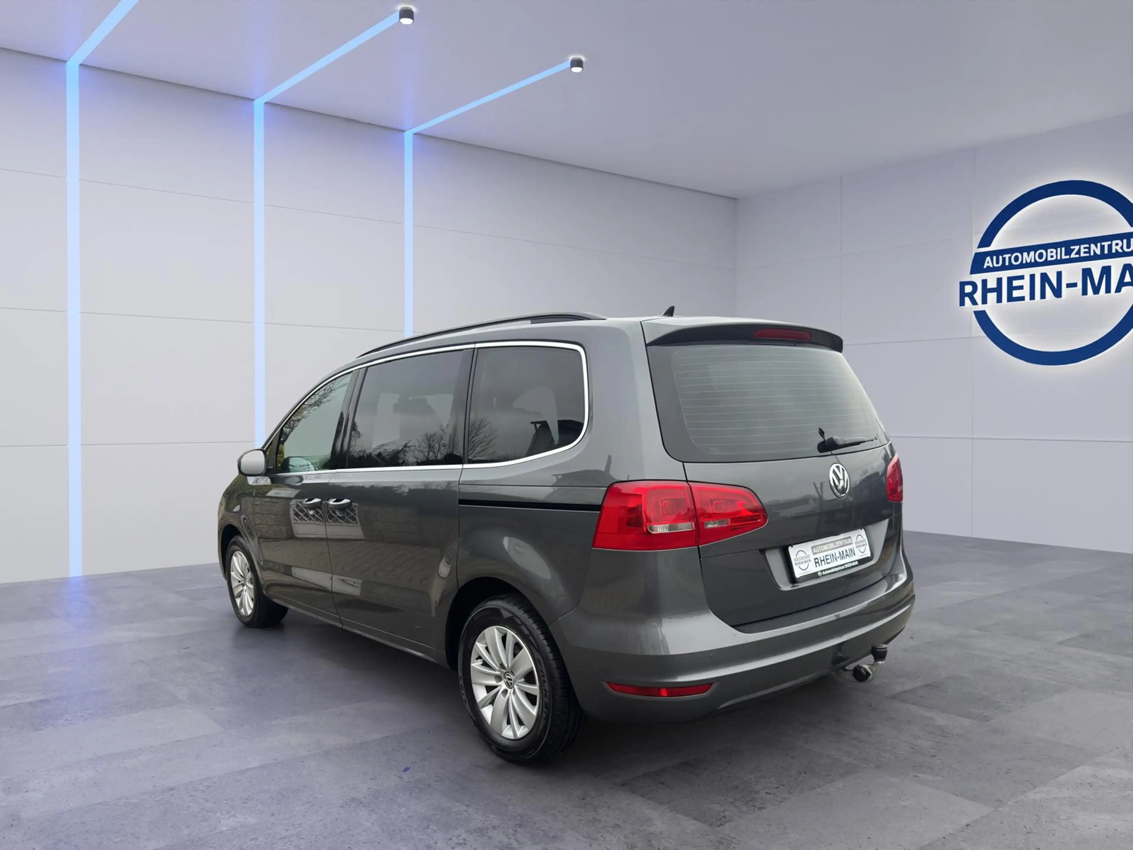 Volkswagen Sharan 2.0 TDI DSG Highline AHK VW-Historie — photo 3