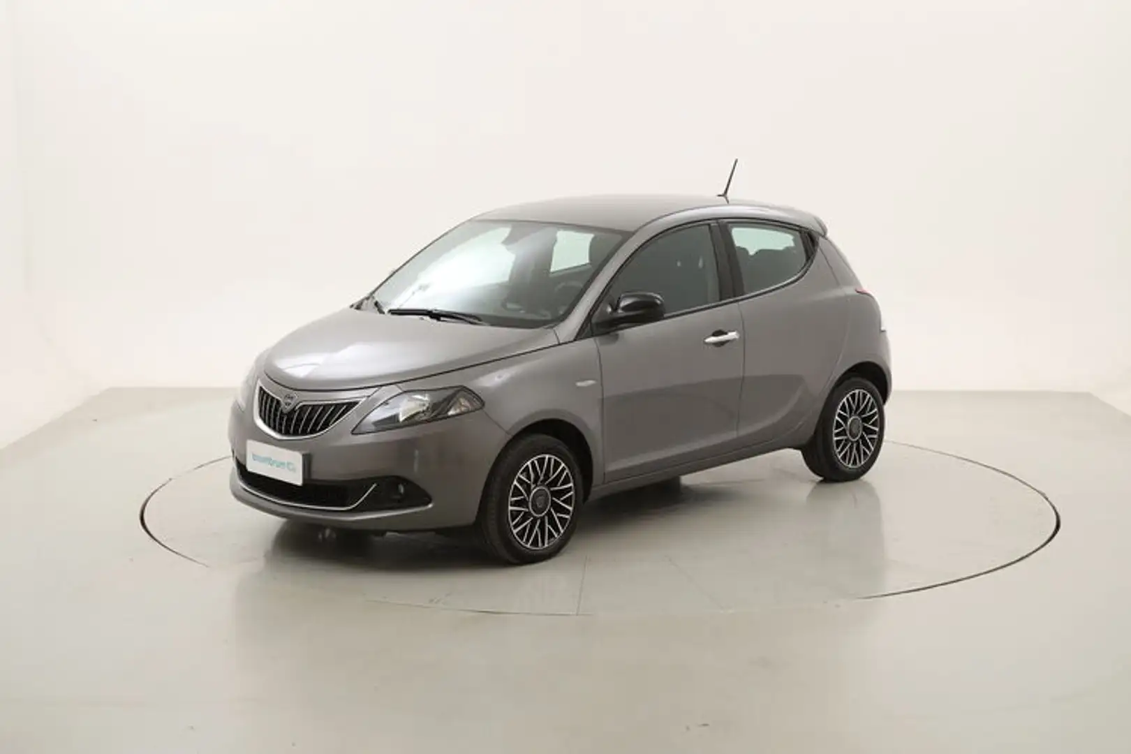 Lancia Ypsilon Hybrid Platino 1.0 Mild Hybrid 70CV Grigio - 1