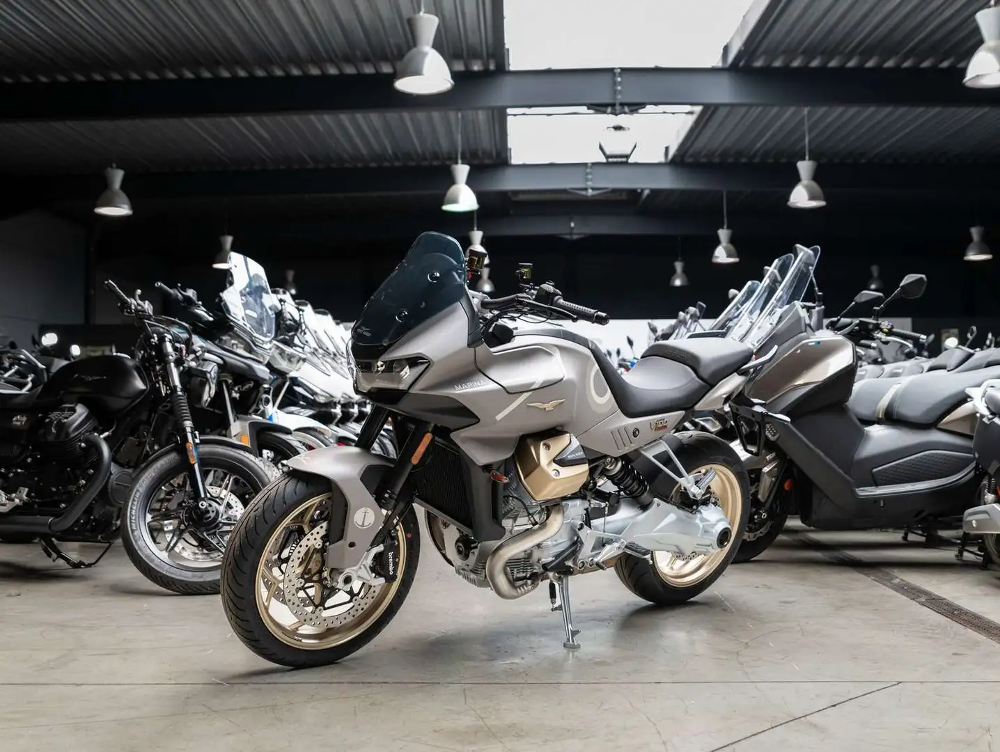 Moto Guzzi V 100 Mandello Aviazione Navale Szary - 1