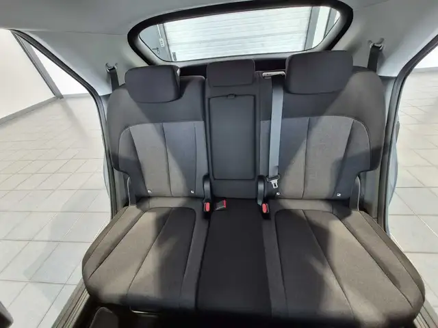 Hyundai Ioniq 5 view 14