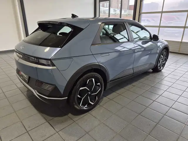 Hyundai Ioniq 5 view 5