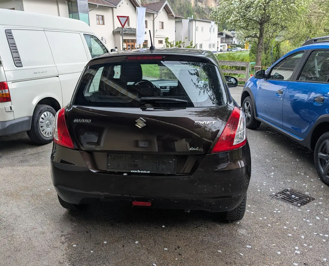 Suzuki Swift Allrad-2. Bes.- 69.000 km- 8 fach- Top Zustand ! Braun - 2