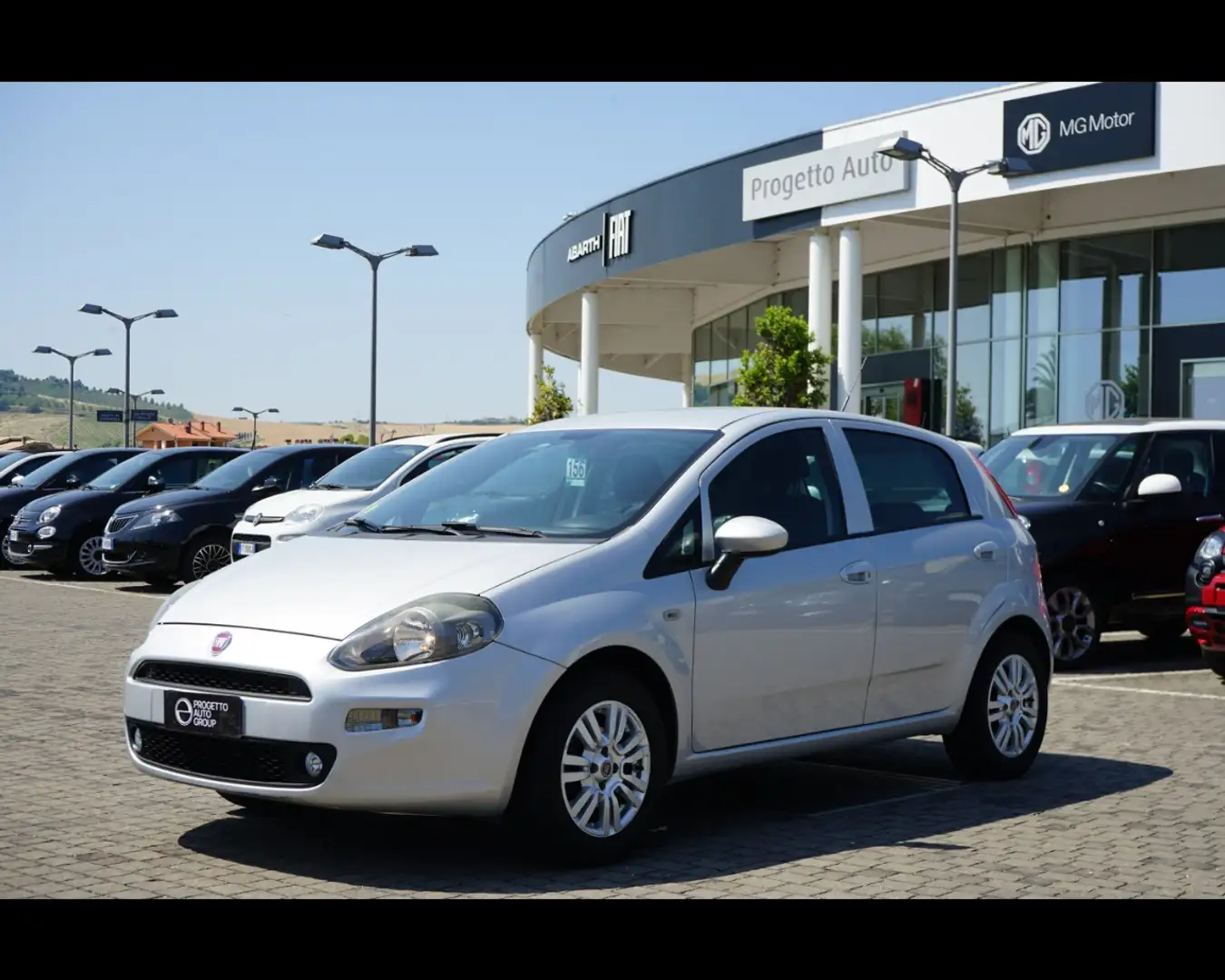 Fiat Punto 1.2 8V 5 porte Young Grigio - 1