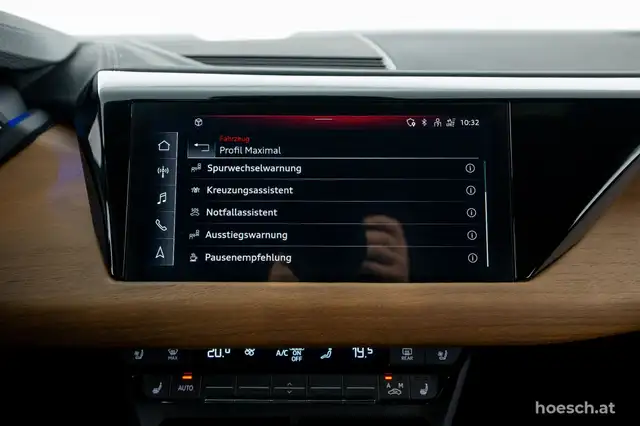 Audi e-tron GT quattro CARBONDACH LASER WÄRME LEDER 360° Ansicht 19