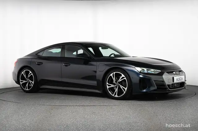 Audi e-tron GT quattro CARBONDACH LASER WÄRME LEDER 360° Ansicht 44