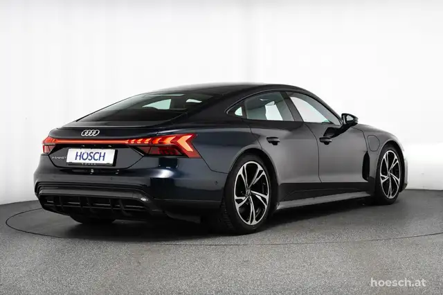 Audi e-tron GT quattro CARBONDACH LASER WÄRME LEDER 360° Ansicht 41