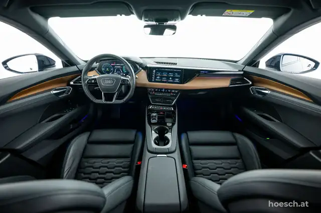 Audi e-tron GT quattro CARBONDACH LASER WÄRME LEDER 360° Ansicht 5