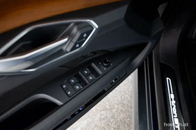 Audi e-tron GT quattro CARBONDACH LASER WÄRME LEDER 360° Ansicht 32