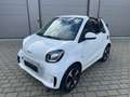 smart forTwo Cabrio/EQ Passion 22KW NAVI PDC Dach rot Weiß - thumbnail 1