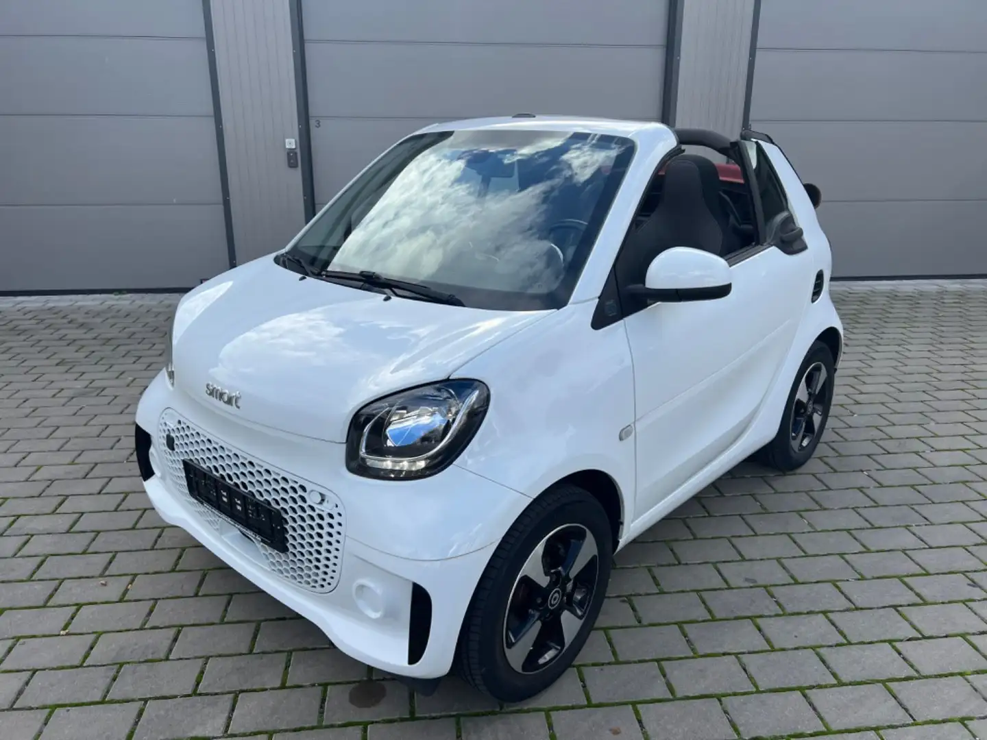 smart forTwo Cabrio/EQ Passion 22KW NAVI PDC Dach rot Bianco - 1