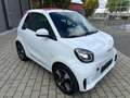 smart forTwo Cabrio/EQ Passion 22KW NAVI PDC Dach rot Weiß - thumbnail 15