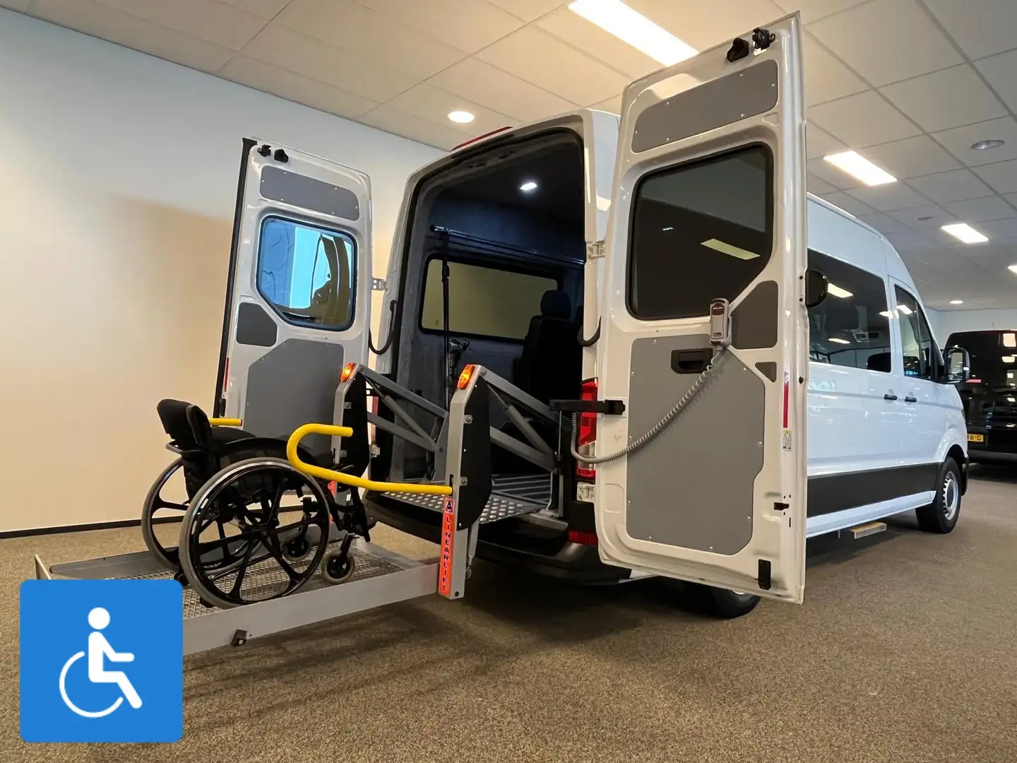 Volkswagen Crafter L3H3 Groepsvervoer Rolstoelbus Wit - 2