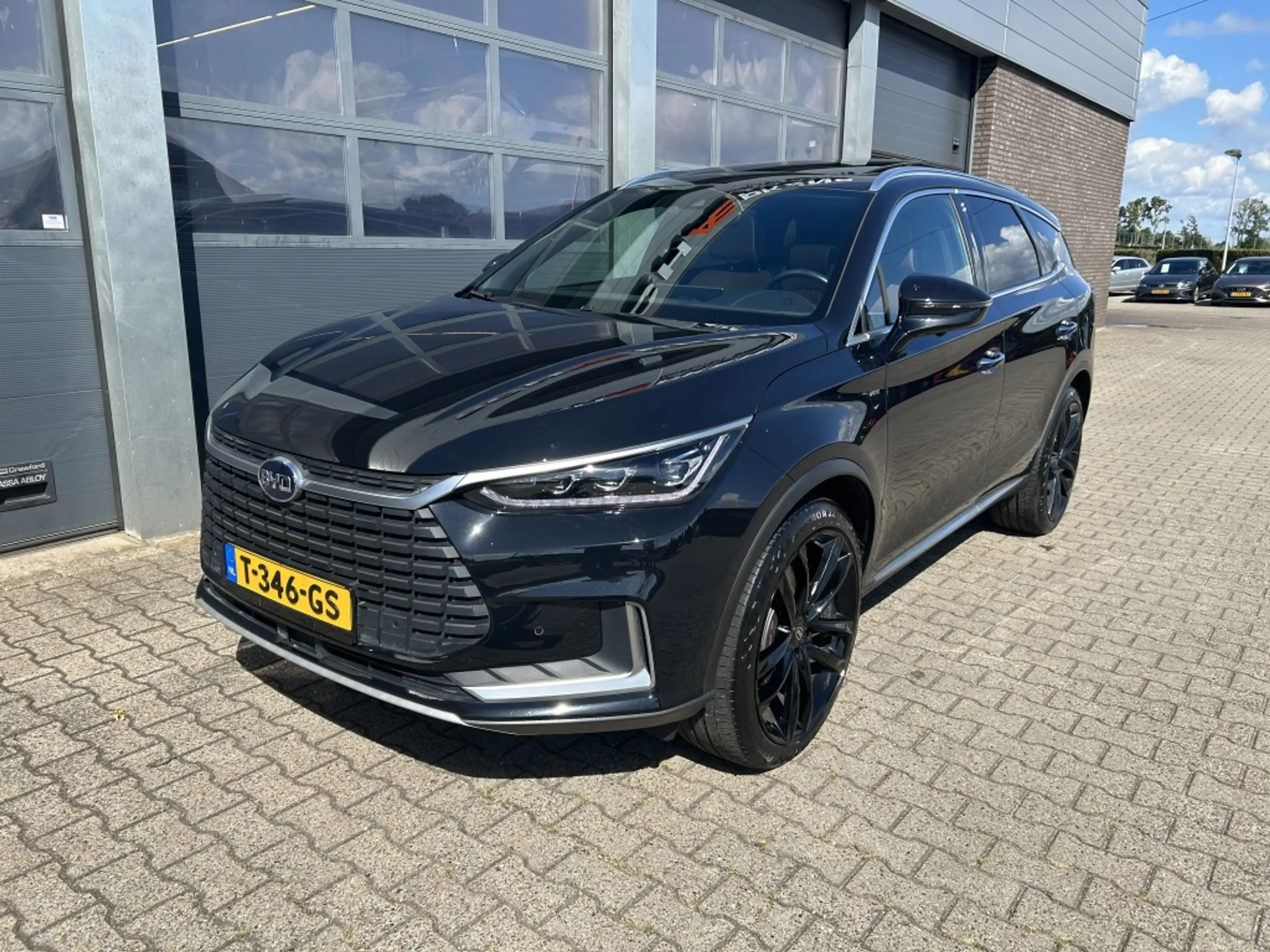 BYD Tang 86,40 kWh 517pk AWD Executive — photo 10
