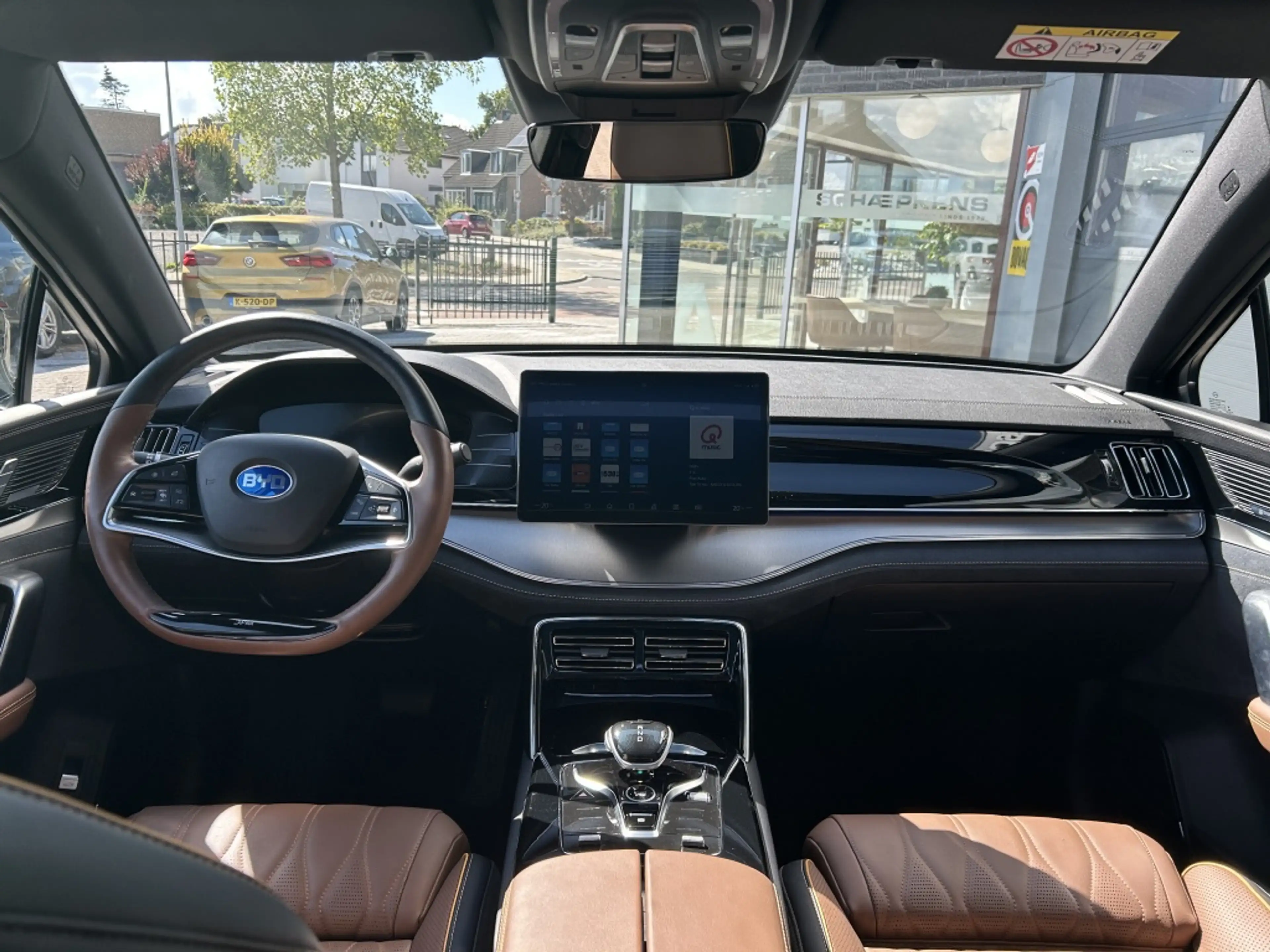 BYD Tang 86,40 kWh 517pk AWD Executive — photo 5