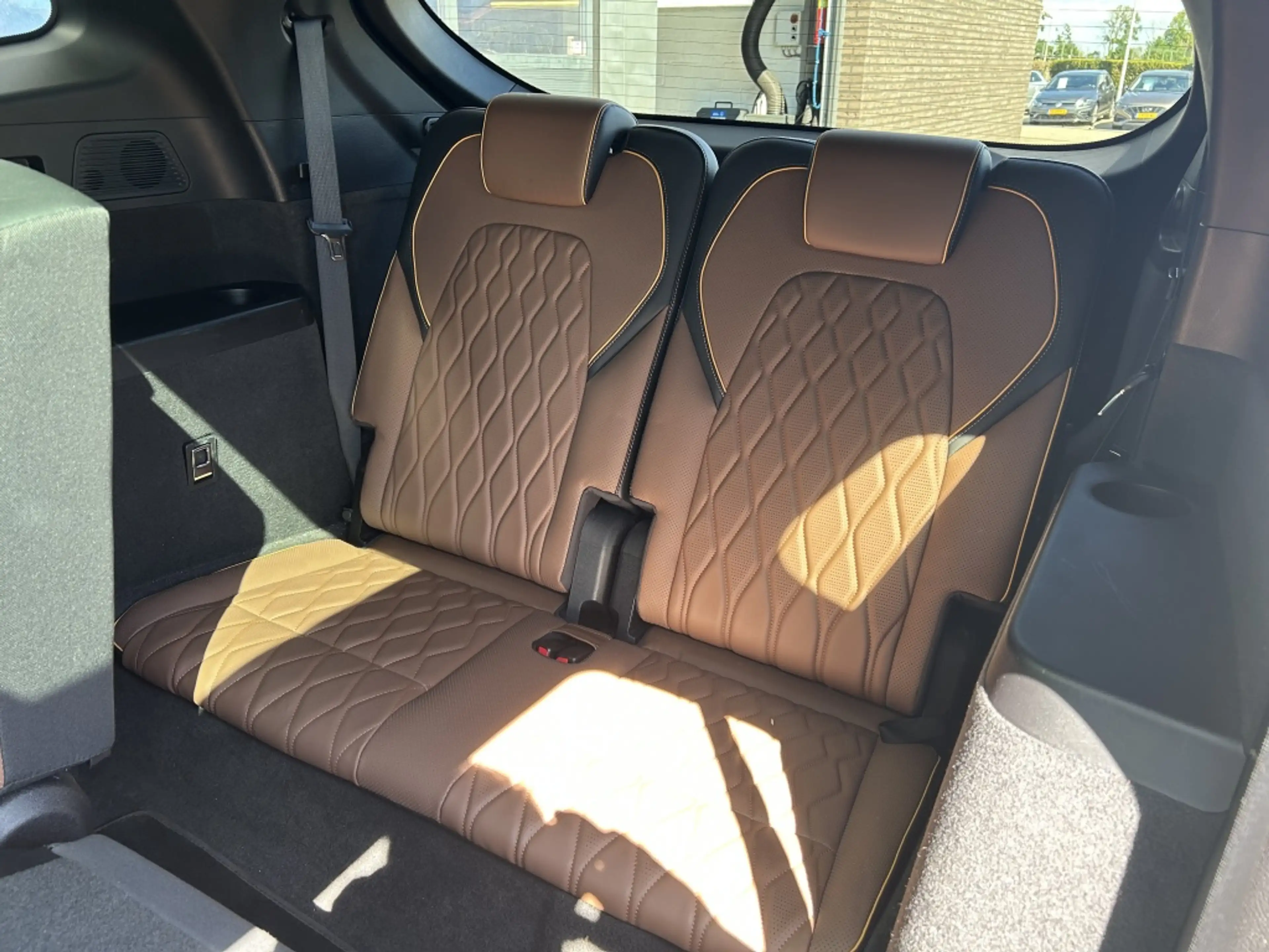 BYD Tang 86,40 kWh 517pk AWD Executive — photo 8
