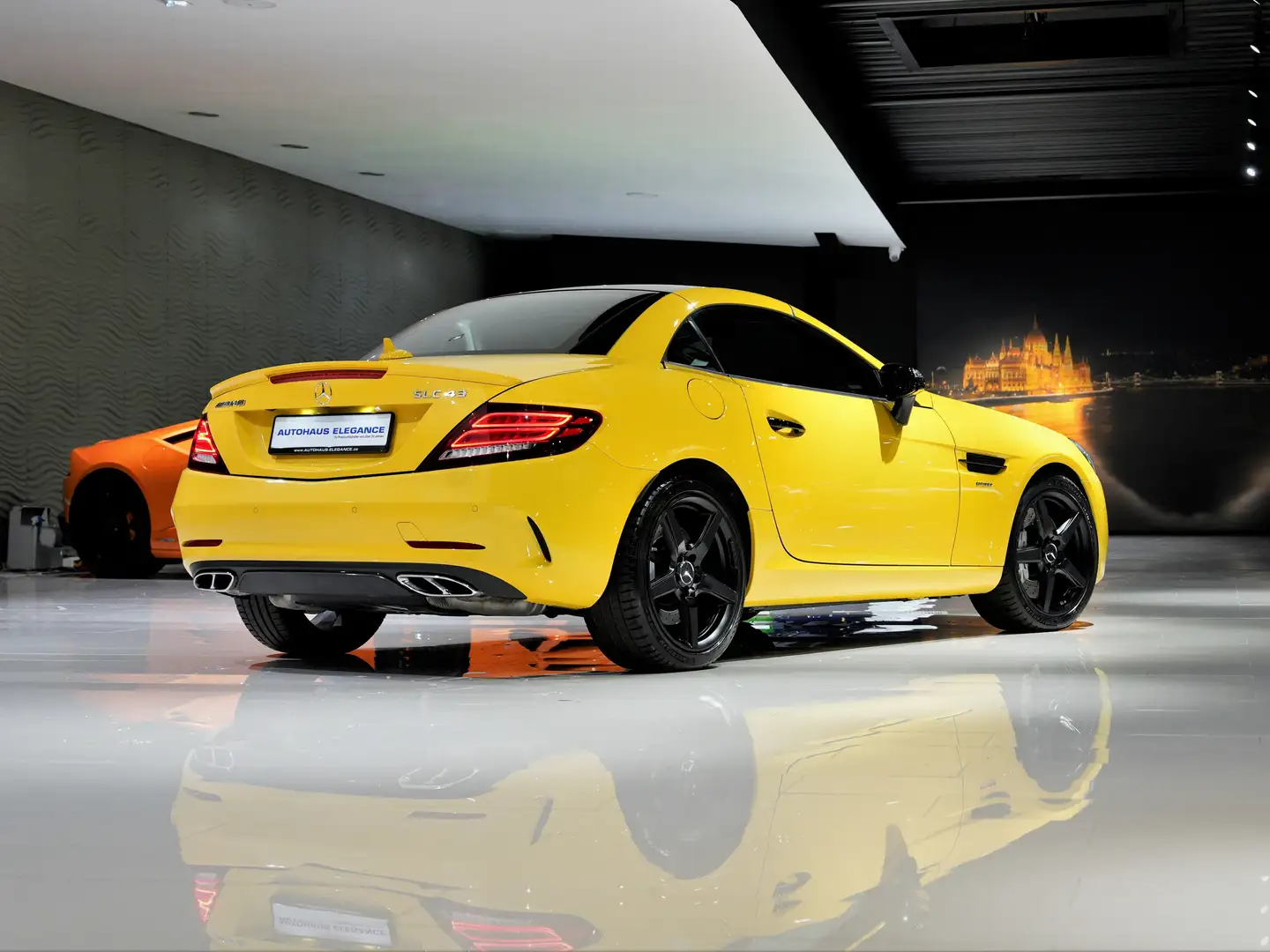 Mercedes-Benz SLC 43 AMG Roadster*NAPPA*H/K*LED*NECK-PRO*CARBON Yellow - 2