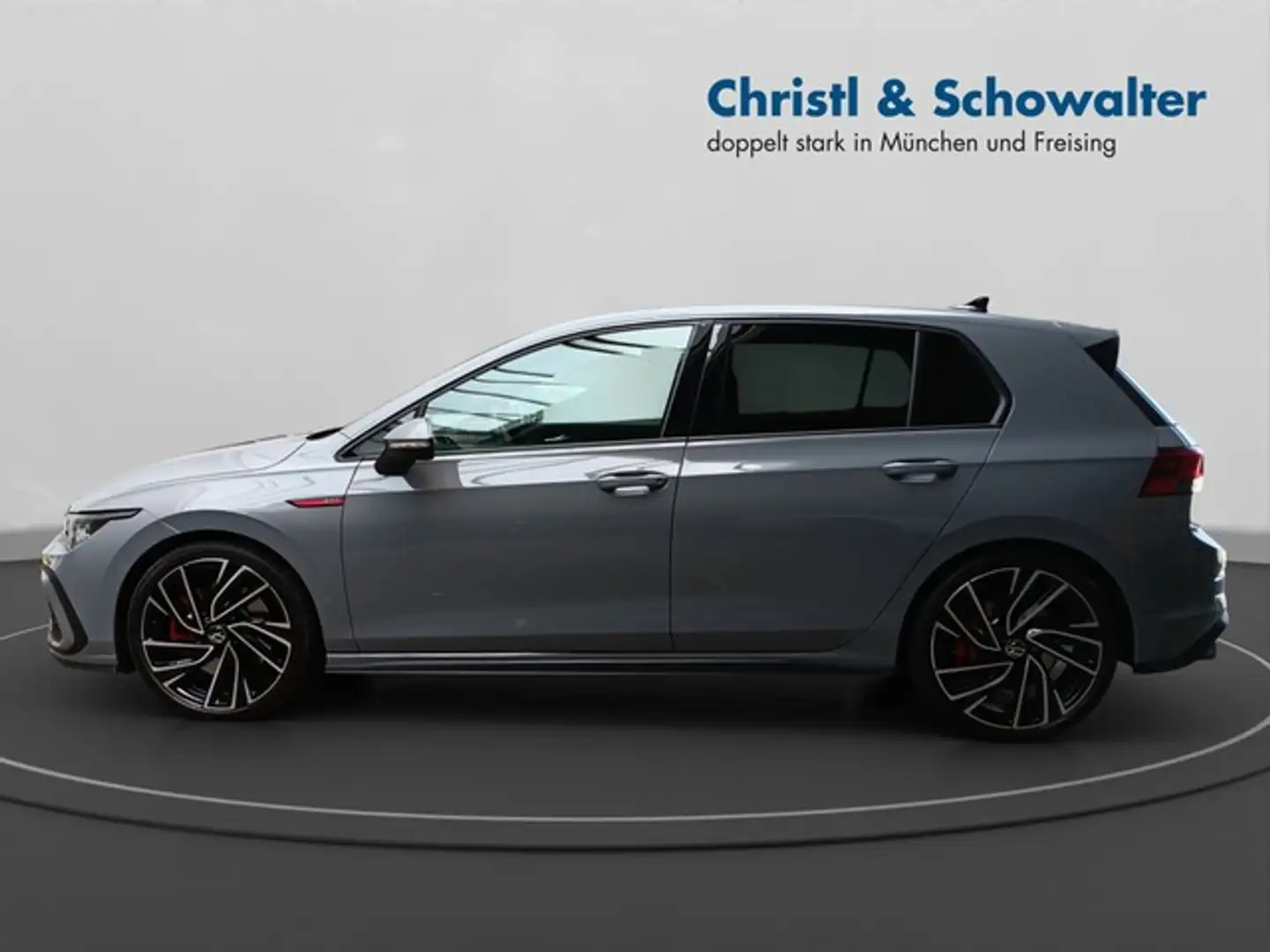Volkswagen Golf VIII GTI 2.0 TSI STHZG LED NAVI RFK ACC Grijs - 2