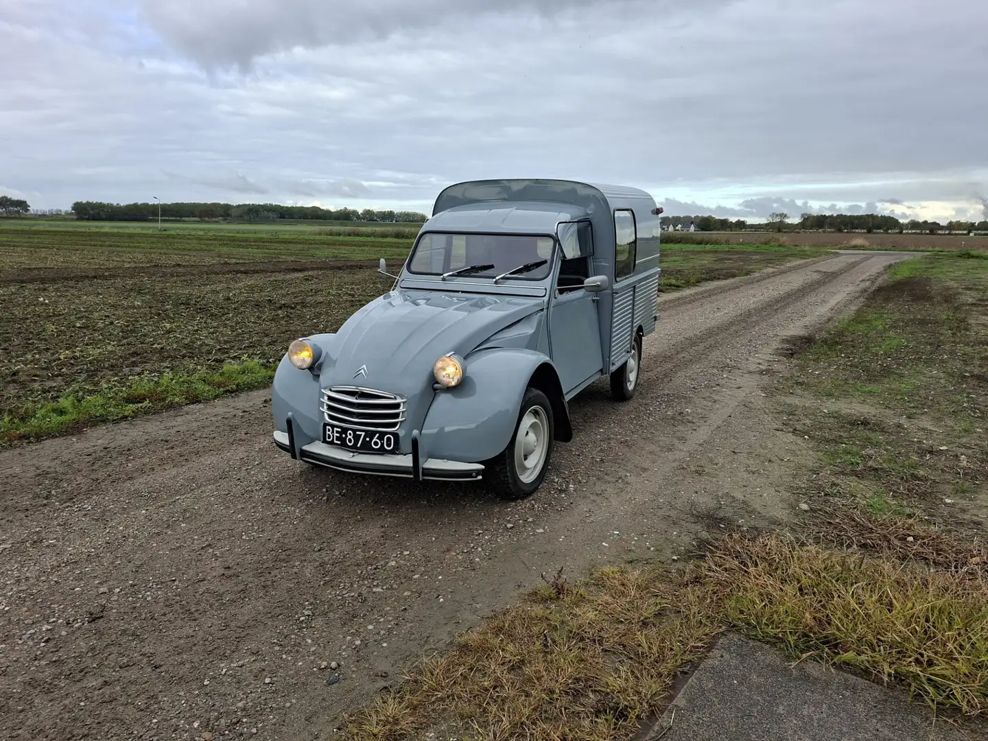 Citroen 2CV AK350 - 2