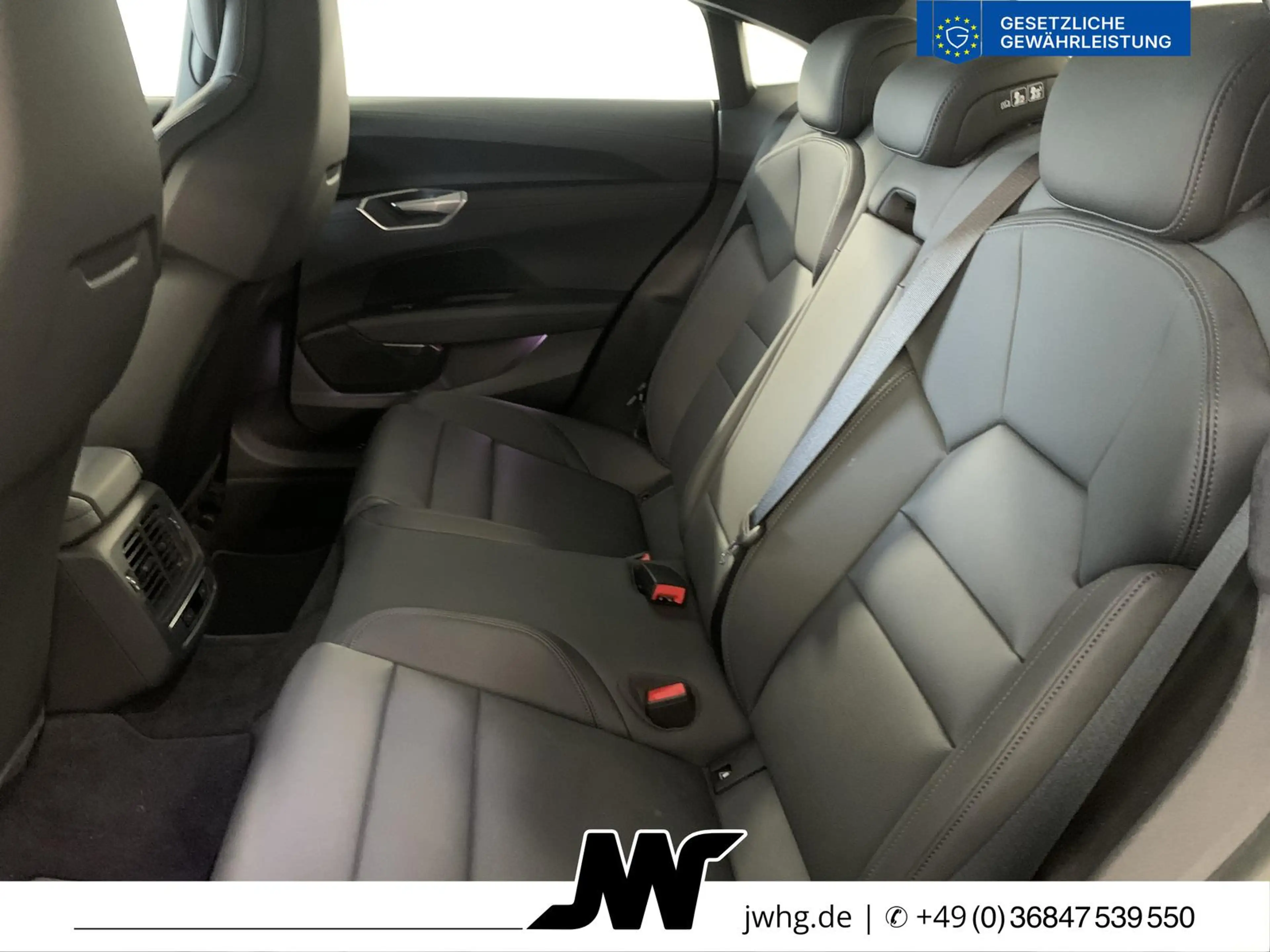 Audi e-tron GT quattro HeadUp Panorama VirtCockp 360K — photo 9