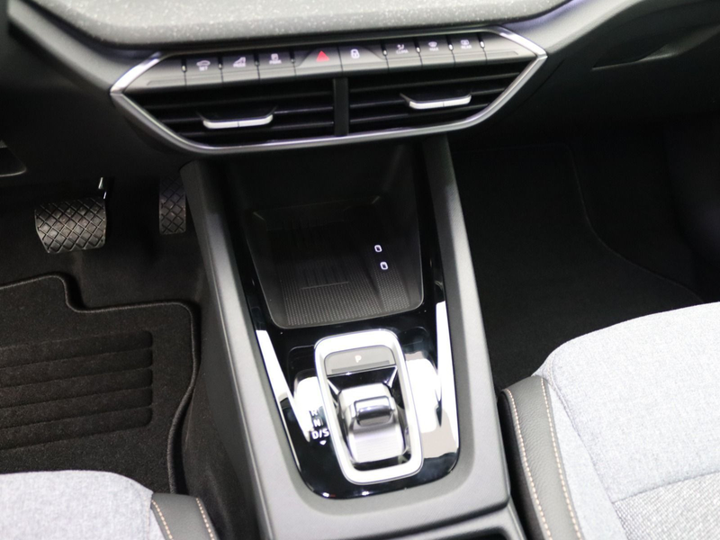 Skoda Octavia Selection 1.5 eTSI DSG / SmartLink, AHK — photo 14