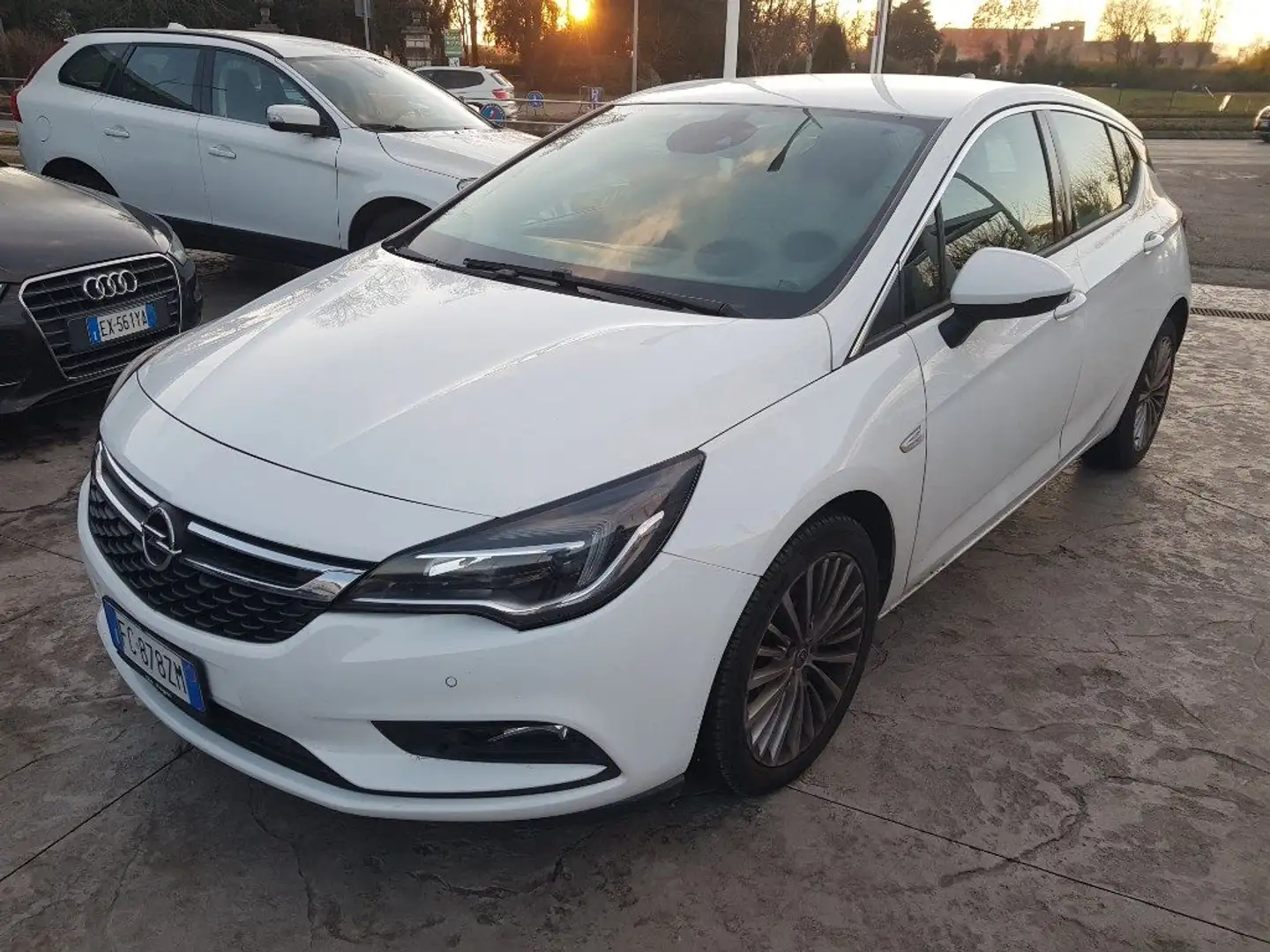 Opel Astra 1.4 Ecotec 5 porte Elective Bianco - 1