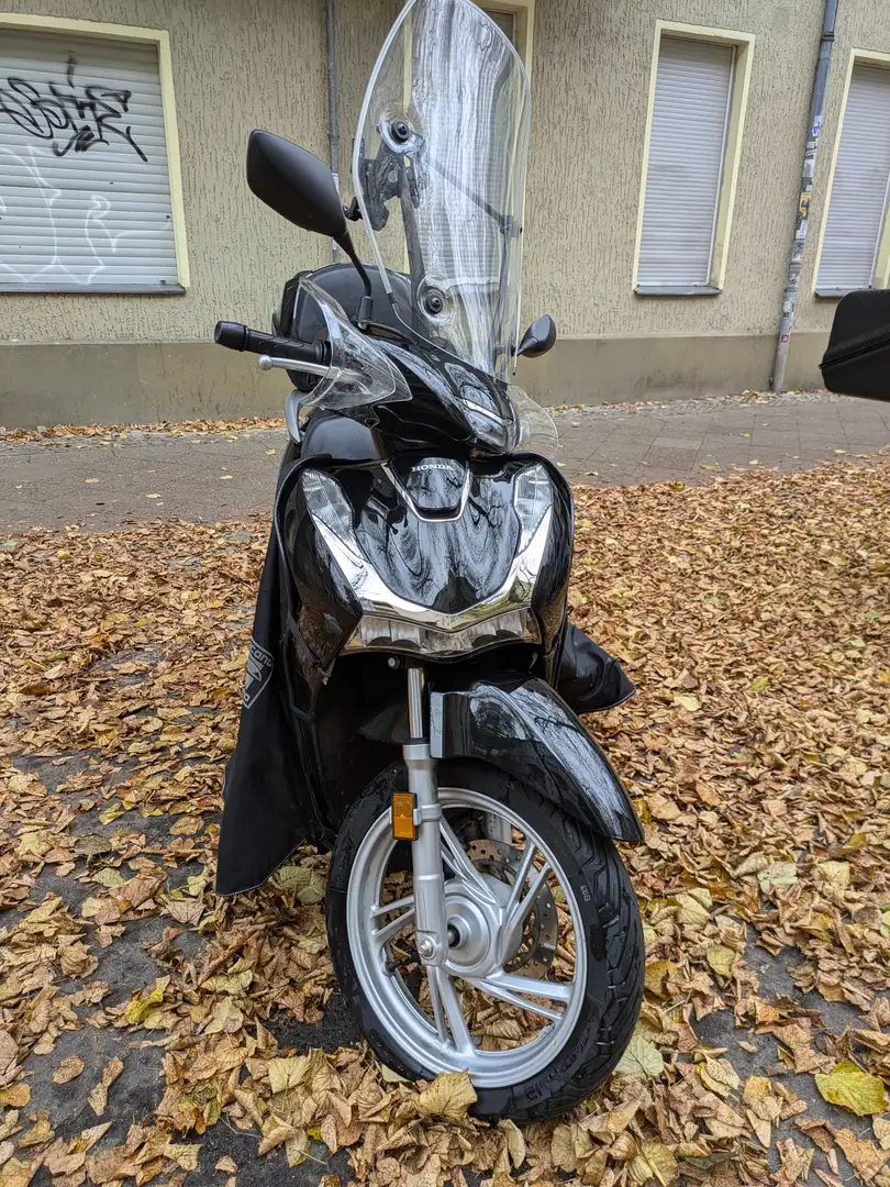 Honda SH 125i Noir - 1
