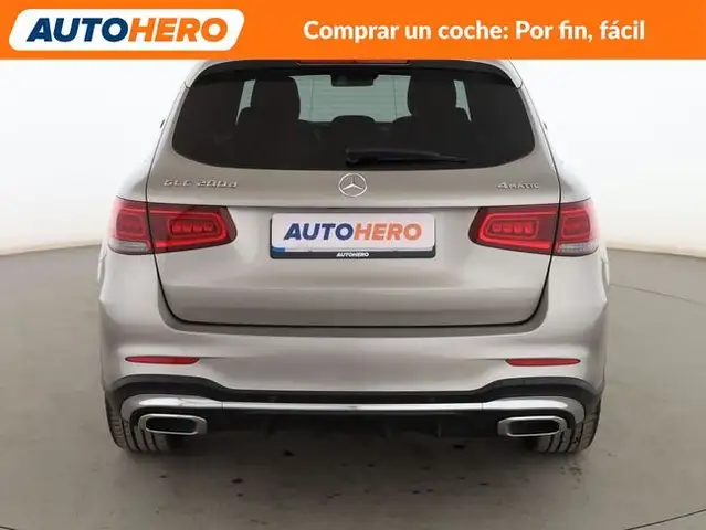 Mercedes-Benz GLC view 5