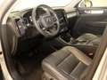 Volvo XC40 D4 AWD Geartronic Momentum AWD WLAN RFK Silber - thumbnail 14